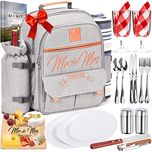 DELUXY Mr and Mrs Insulated Picnic Backpack for 2 - Wedding Gifts for Couple 2025, Honeymoon Gifts, Bridal Shower Gifts for Bride, Couples Gifts, for Couples Newly Engaged, Anniversary