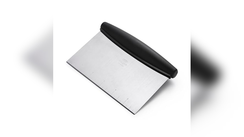 Best Bench Scraper For Dough