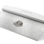 Best Bench Scraper For Icing Cakes
