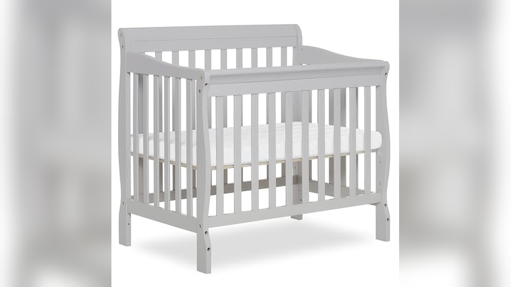 Best Small Cribs for Small Spaces