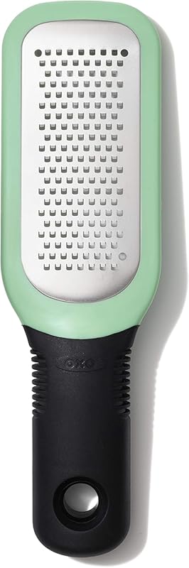 OXO Good Grips Etched Grater for Ginger & Garlic - Efficient and Comfo