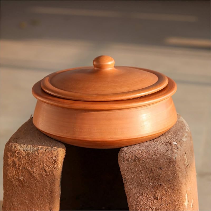 Swadeshi Blessings Handmade 2.8 Liter Unglazed Clay Handi Pot with Lid